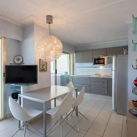 A2 - 1 Bdr Sea & Port View - Ac, Garage & Terrace Lägenhet Antibes